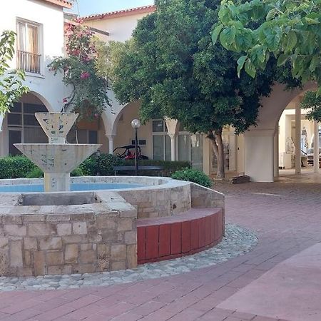 Eleantre Holiday Apartments Пафос Екстериор снимка