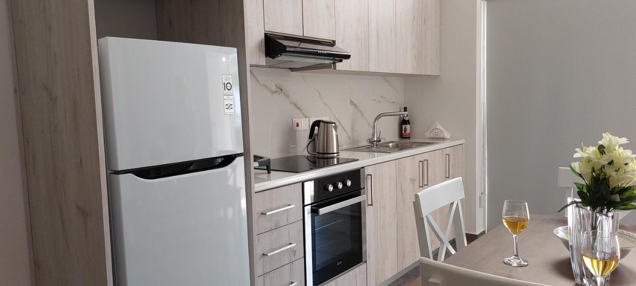Eleantre Holiday Apartments Пафос Екстериор снимка