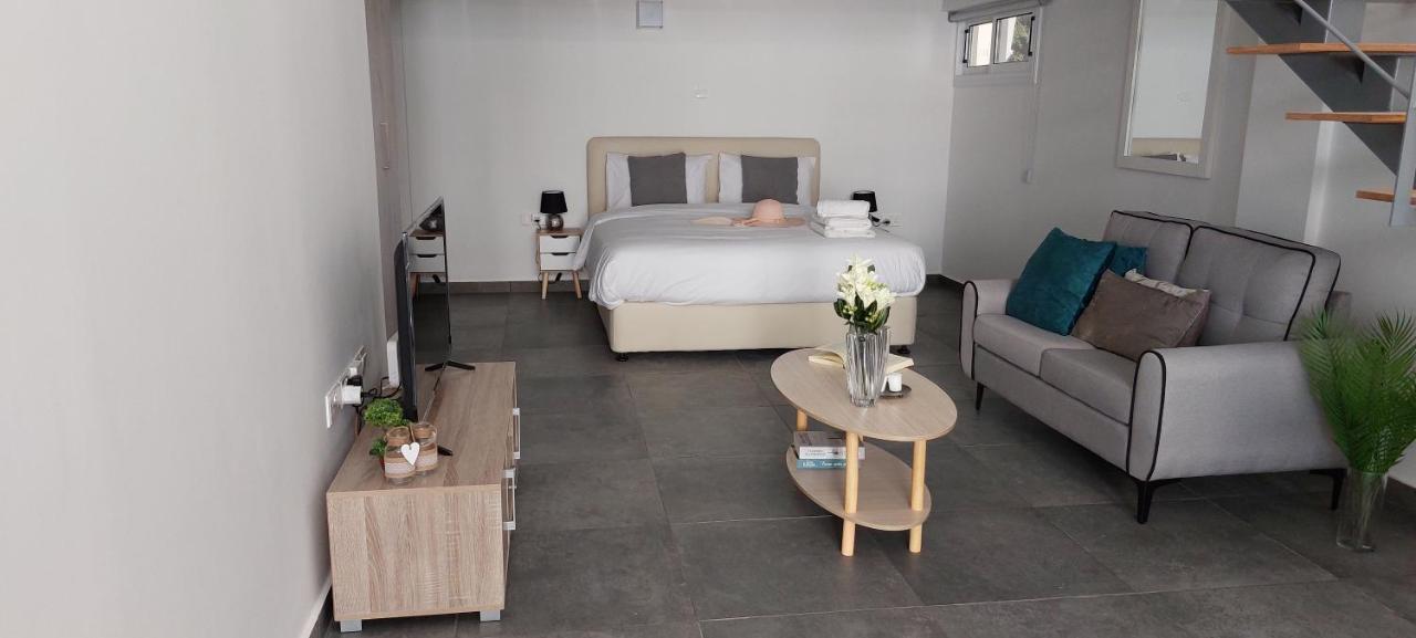 Eleantre Holiday Apartments Пафос Екстериор снимка